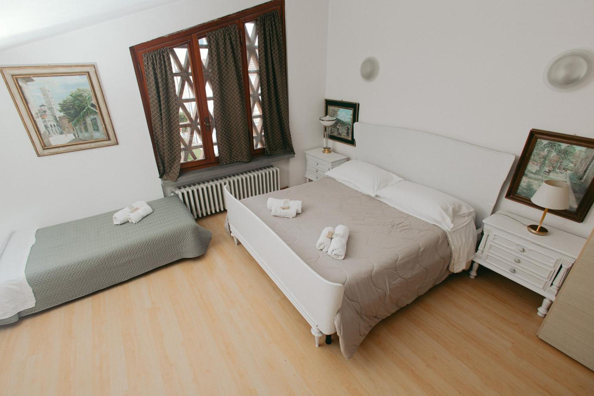 Enzo'S House Hotel Lucca Exterior photo