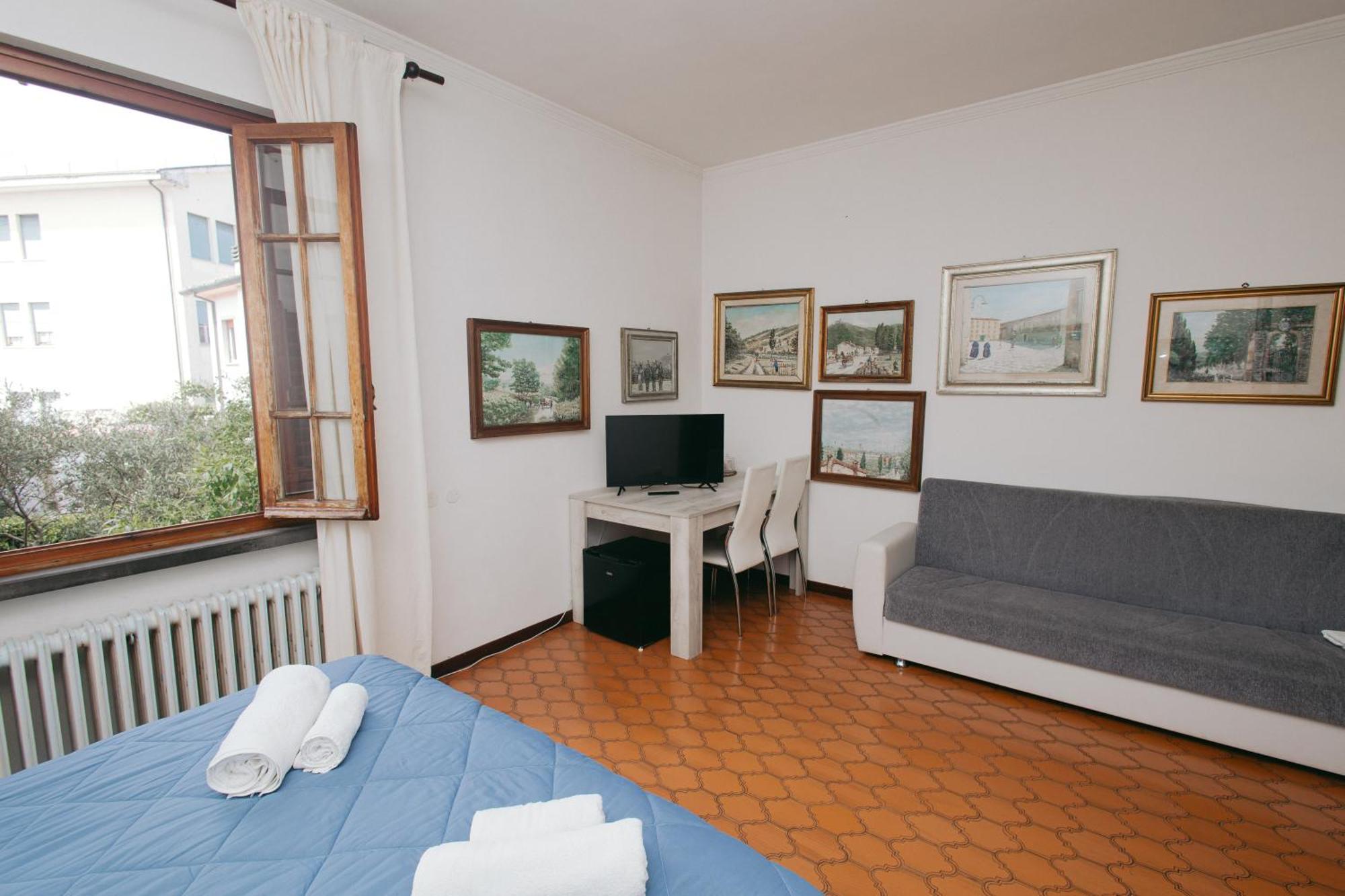 Enzo'S House Hotel Lucca Exterior photo