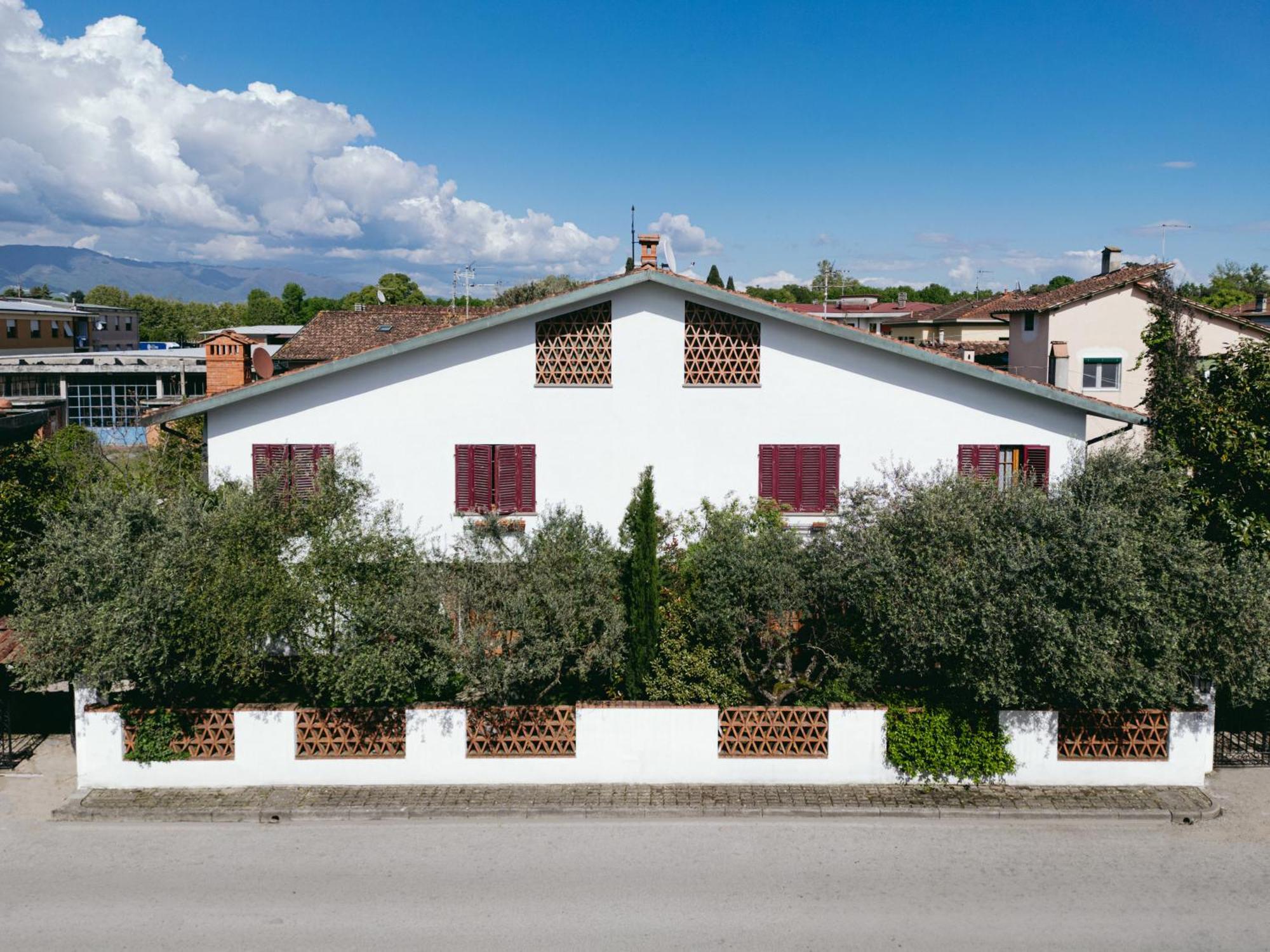 Enzo'S House Hotel Lucca Exterior photo